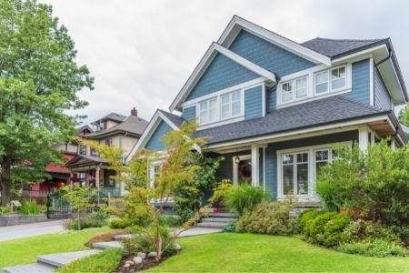4 Easy Home Improvements To Increase Curb Appeal