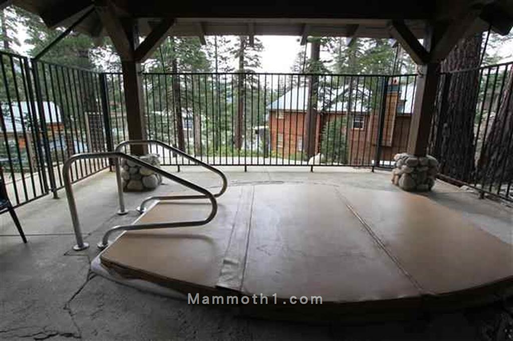 Western Slopes Villas Condos for Sale in Mammoth Lakes Canyon Lodge Mammoth Mountain Condos for Sale