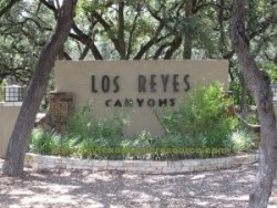 Los Reyes Canyons Community
