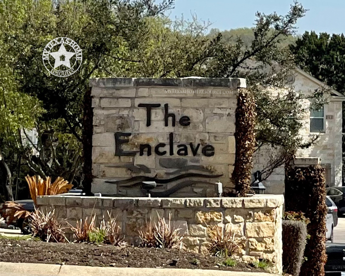 位于德克萨斯州网上正规的彩票网站峡谷泉社区的Enclave