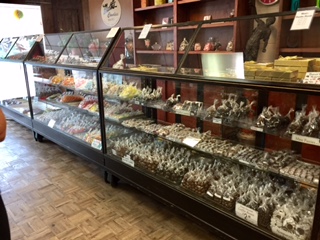 moth's candies modjeskas family owned business downtown nulu 500 block