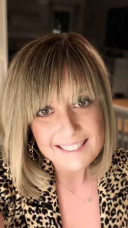 Julie  Long 