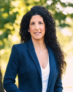 Cynthia Stamboulian