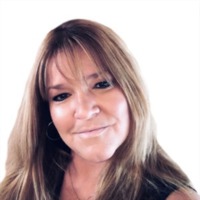 Liz Stewart