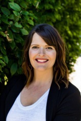 Laura Curry