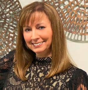 Cindy Nicholas