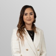Ileana Flores