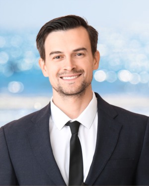 Alex Holmes