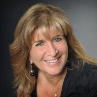 Lorraine Freed