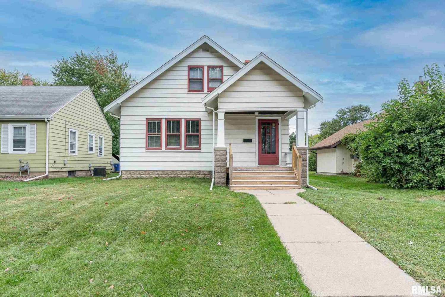 Moline, Illinois Homes for Sale | The Bassford Team