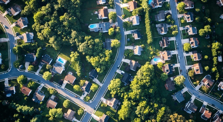2025 Housing Market Outlook: What to Expect