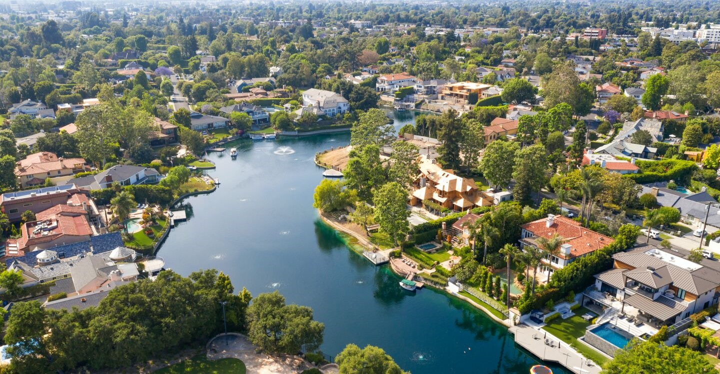 Toluca Lake Ca