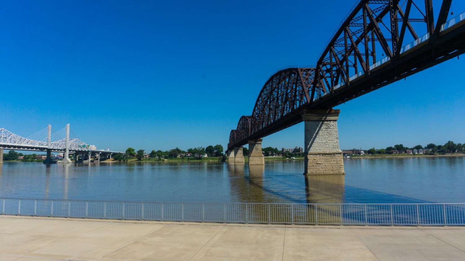 The Louisville Waterfront Park In Kentucky Is Accessible And Beautiful