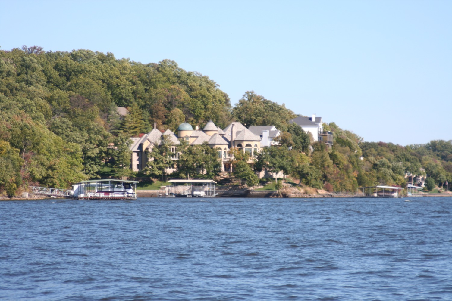 Lake Of The Ozarks: 17 Reasons To Move To This Missouri Gem