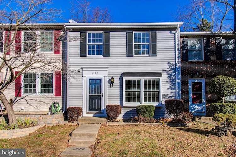 Home for sale in Woodbridge, VA | 3338 Wyndale Ct Woodbridge, VA 22192