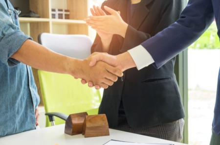 4 Questions You Need to Ask When Interviewing an Agent