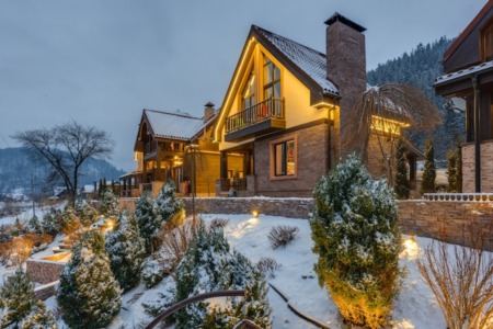 6 Ways to Make Your Winter Landscape More Appealing