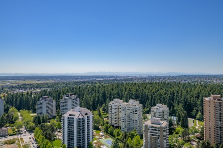 Things to consider when buying a Condo in Vancouver, British Columbia