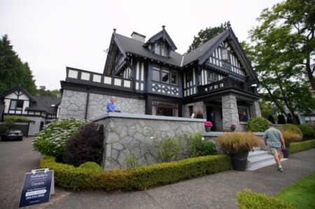 Rockland Mansion Auction – Yay or Nay?
