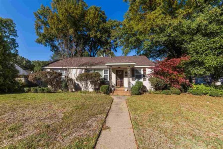 New Listing in Colonial Acres