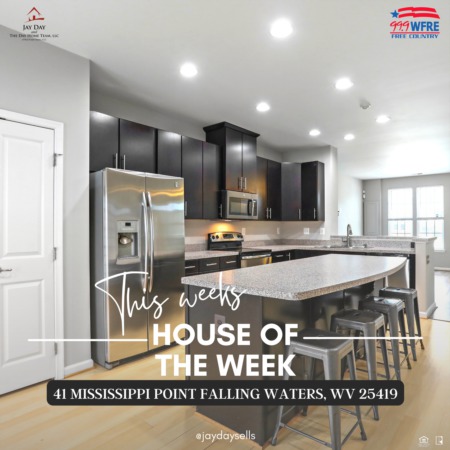 House of the Week 41 Mississippi Point Falling Waters, WV 25419