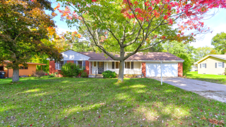 543 Woodland Drive, Holland, MI 49424