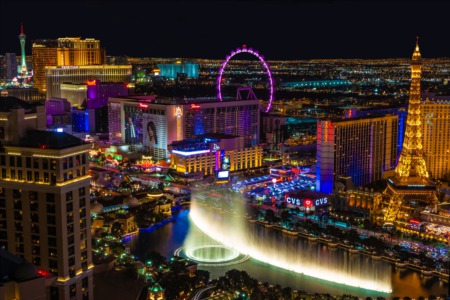 10 things to do on the Las Vegas Strip that don't involve gambling!