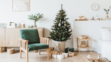 Selling Home for the Holidays: How to Prep Your Property for a Festive Sale