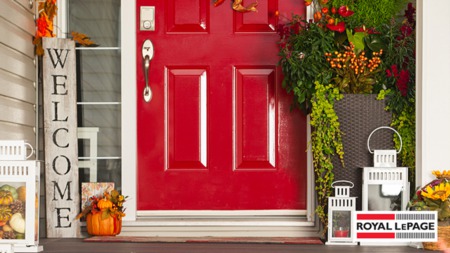 4 Ways to Increase Your Curb Appeal During the Fall