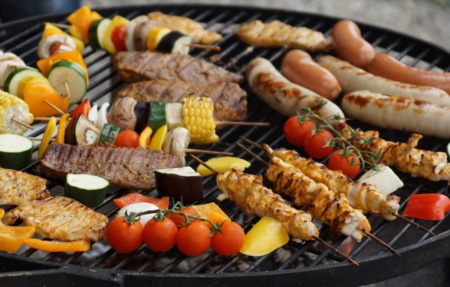 Guide to Grills & Smokers: Best of 2018 