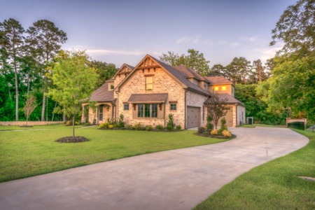 Do Landscaping Designs Enhance Your Real Estate Value?