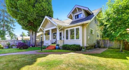 Understanding Why It's Hard to Sell Your Home