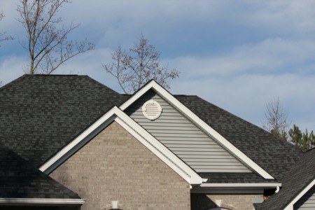 Is It Time to Re-Shingle Your Roof?