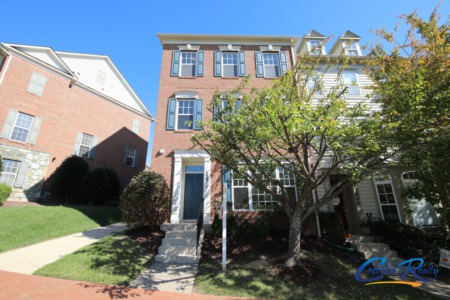  12811 CLARKS CROSSING DR, CLARKSBURG, MD- HOME FOR SALE