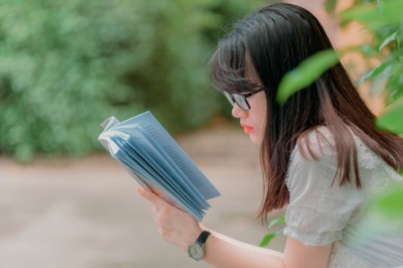 5 Books to Read Before Summer Ends 