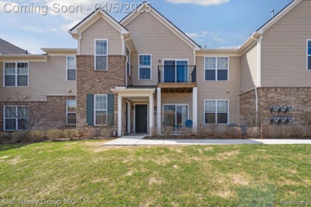9397 Ridge Run St Hartland Twp MI 48855, 2 bedroom condo in Hartland Schools