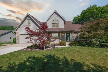 {SOLD}312 Conover Ct Howell MI 48843, 4 bedroom home in Howell schools