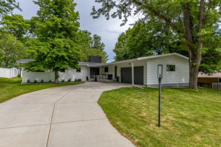 **FOR SALE**RB LISTING**2915 Illinois St
