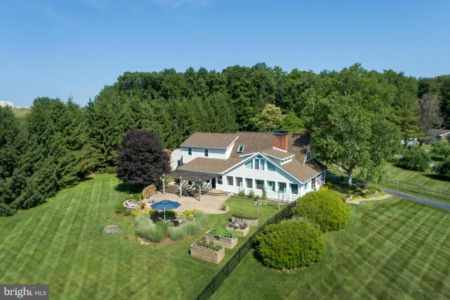 1858 Walnut Grove Drive, State College