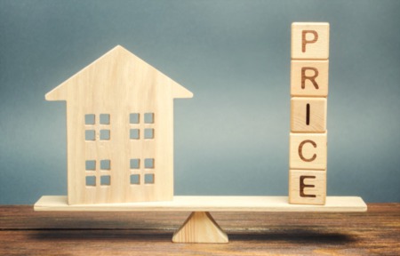 Why You Should Never Overprice or Underprice Your Home