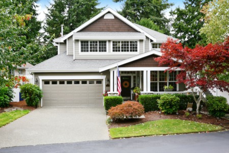 3 Hacks to Boost Your Home’s Curb Appeal Before Listing 