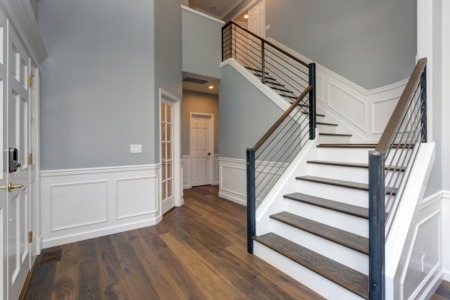 4 Ways to Enhance the Entryway Inside of Your Lakewood Home