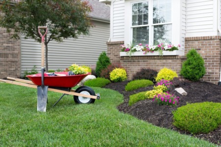 Landscaping a Home to Sell: Low Maintenance Tips for Busy People