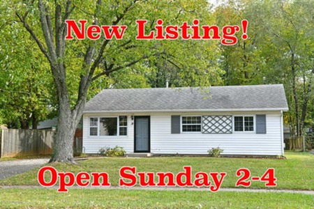 New Listing in Jeffersontown! Open Sunday 2-4