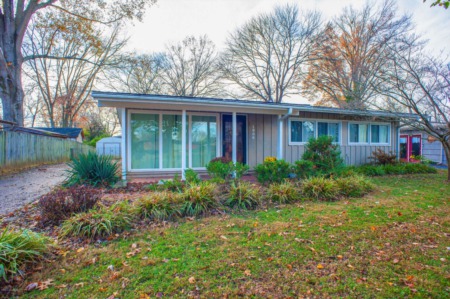 Modern chic! Just listed by Melanie Crane & Open Sunday 1-3 in the Moorland subdivision of Louisville!