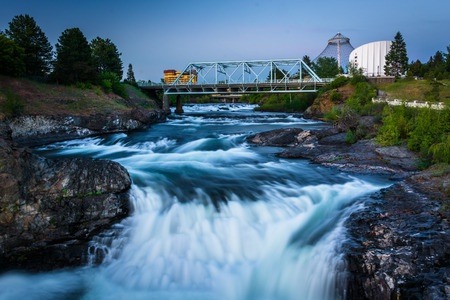 Make the Most of the Falls This Spring