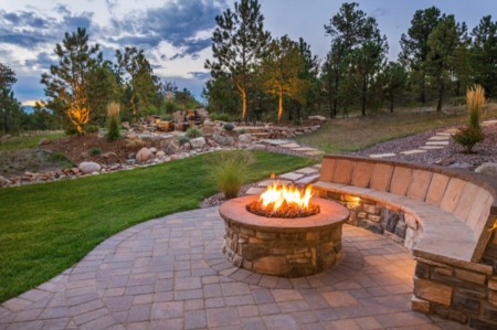 How to Decorate and Landscape Your Backyard