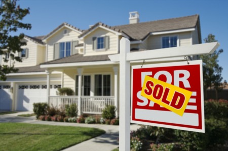 Selling a Home: A Guide for First-Time Home Sellers
