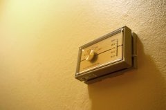 What Should You Know About your Thermostat Settings if you Live in Alberta?