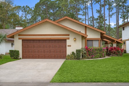 116 Meadowbrook Circle